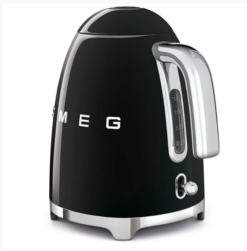 Smeg%20Kettle%20-%20Su%20Isıtıcı%20RENK%20:%20SİYAH